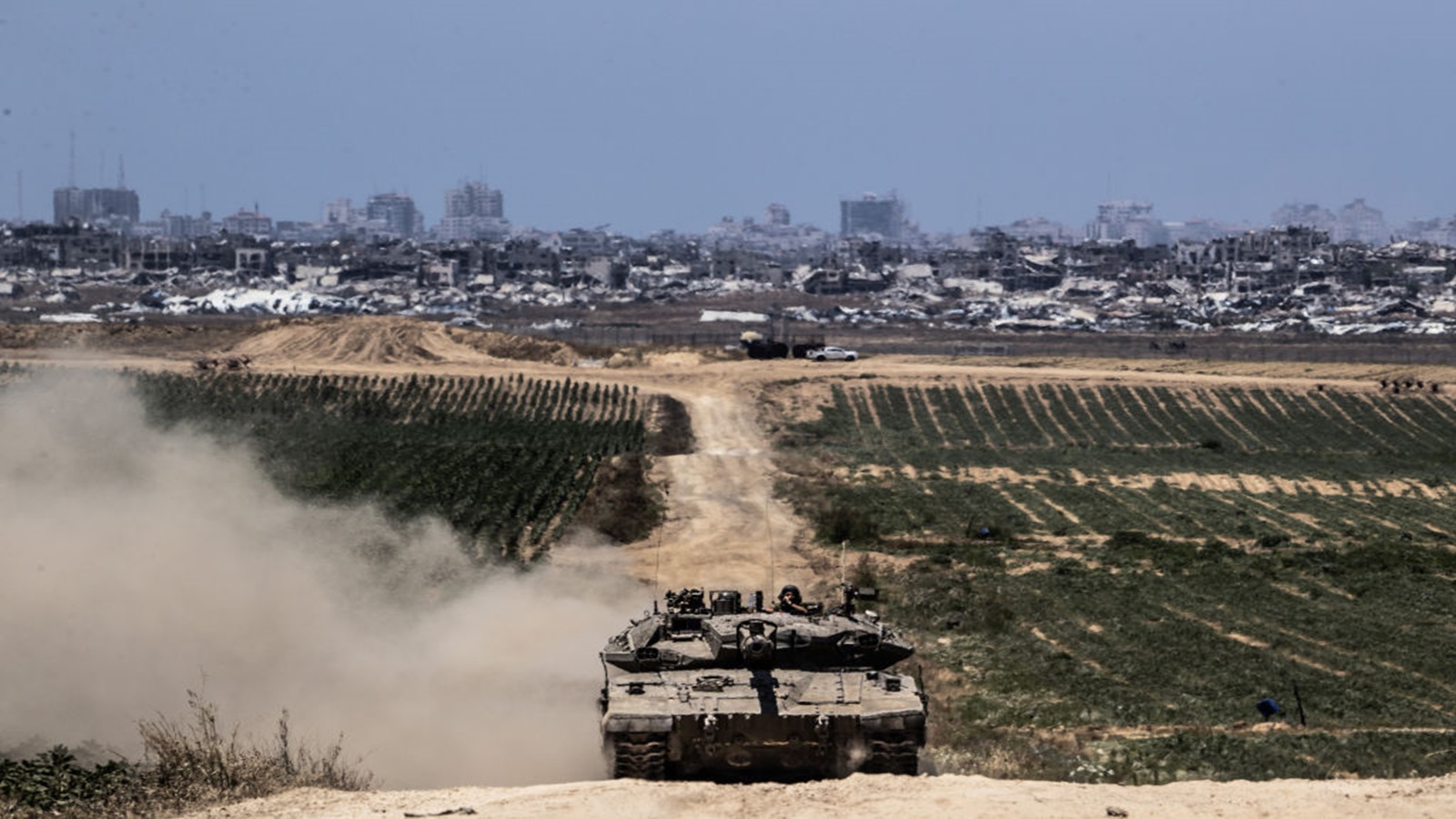 إسرائيل تزجّ بقوات اضافية في معركة رفح..وجباليا تقاتل بضراوة
