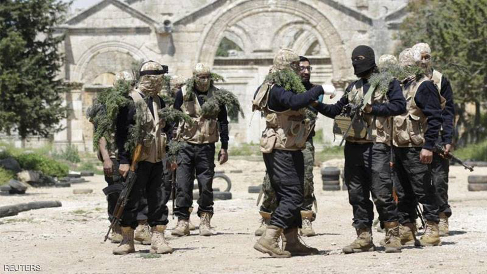 هل بامكان "تحرير الشام" مواجهة تركيا و"درع الفرات"؟