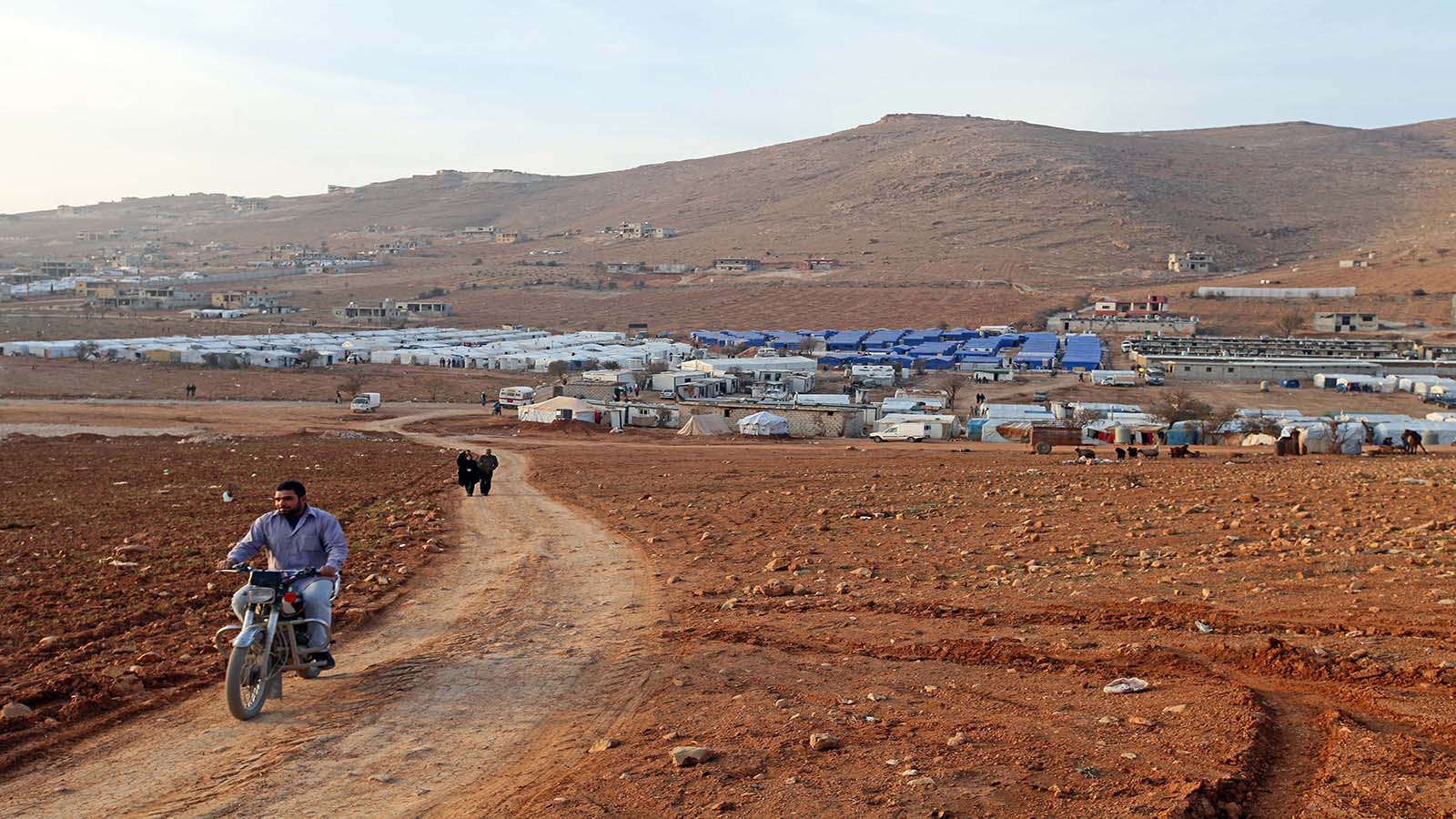 مخيمات وادي الحميد في عرسال..حياة ما بعد "الحاجز"