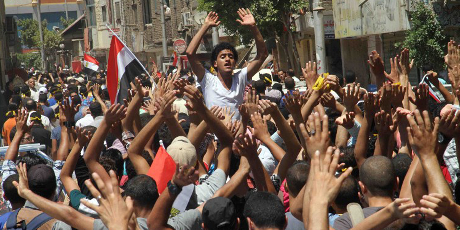 في ذكرى إزاحة مرسي.. مصر تتقشّف