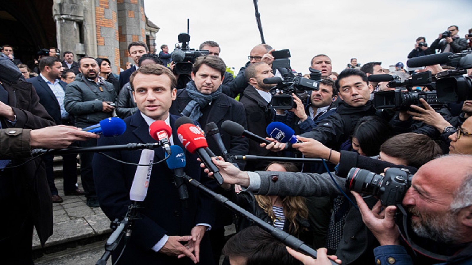 الاستحقاق الفرنسي: عاد التلفزيون حَكَماً.. والمغرّدون ساخرين