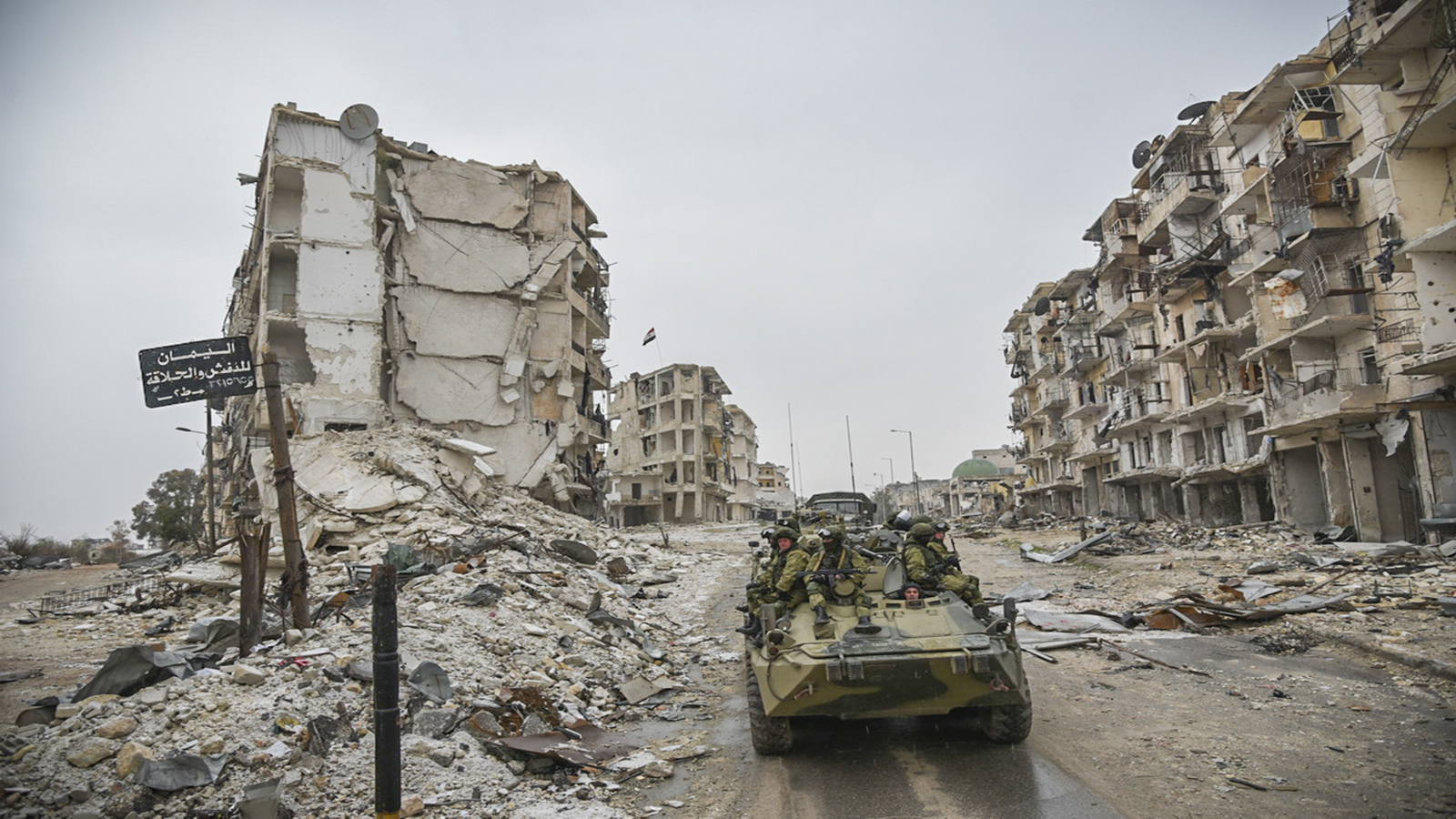 موسكو تنتقد جرائم"التحالف" في الرقة..وتنسى جرائمها في حلب