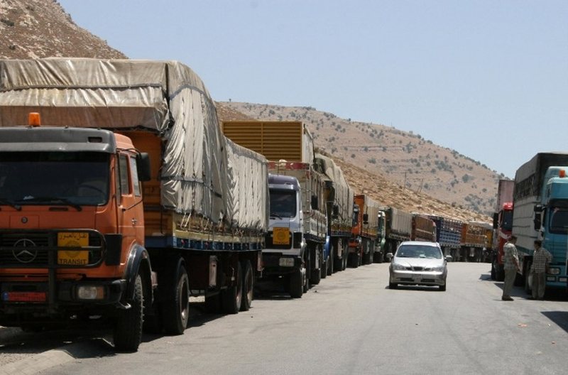 الأزمة السورية تلاحق الصادرات اللبنانية عند الحدود الأردنية