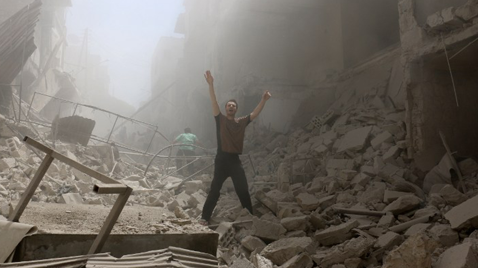 قوات النظام تستعد لـ"معركة ضخمة" في حلب