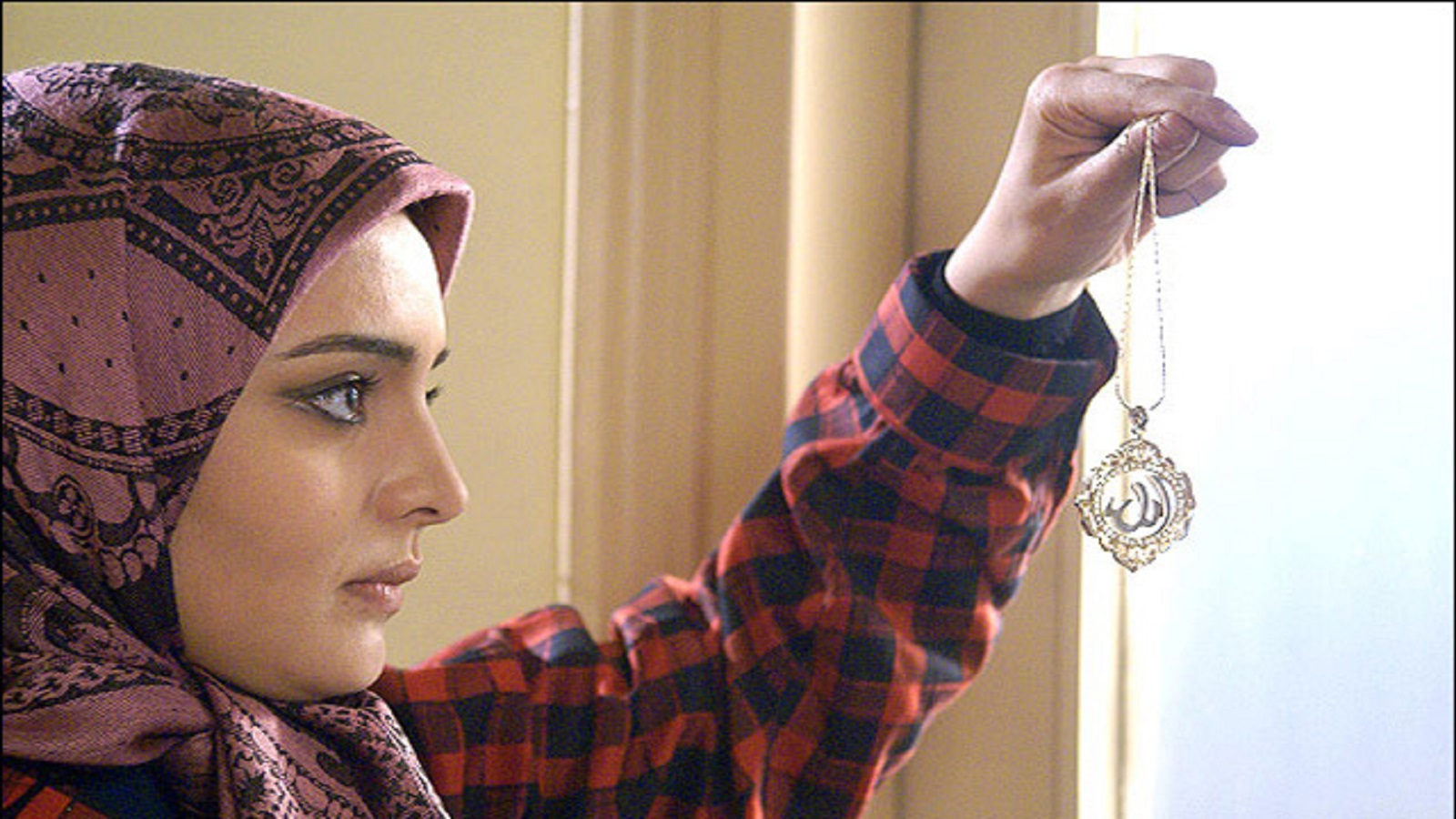 الممثلة الايرانية نرجس محمدي في مشهد من مسلسل ستايش