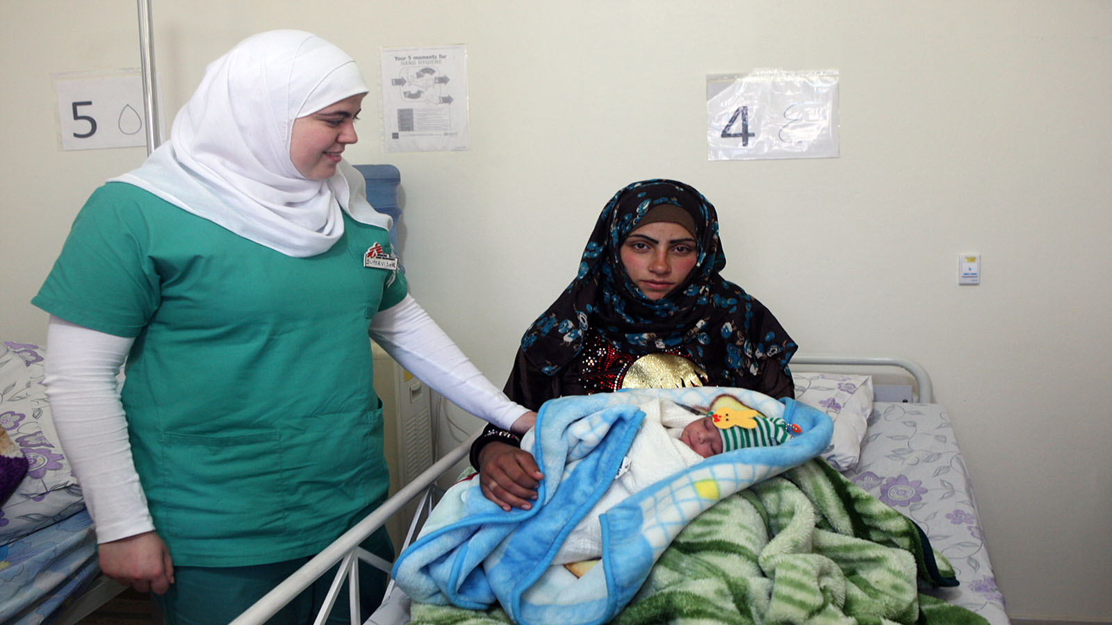أطباء بلا حدود في مجدل عنجر:800 ولادة في سنة