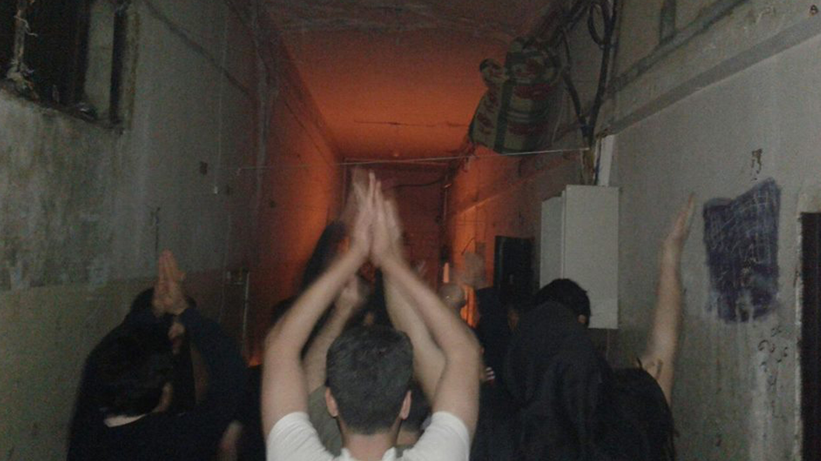 استعصاء سجن حماة يتجدد: مدير السجن وقائد الشرطة سجناء!