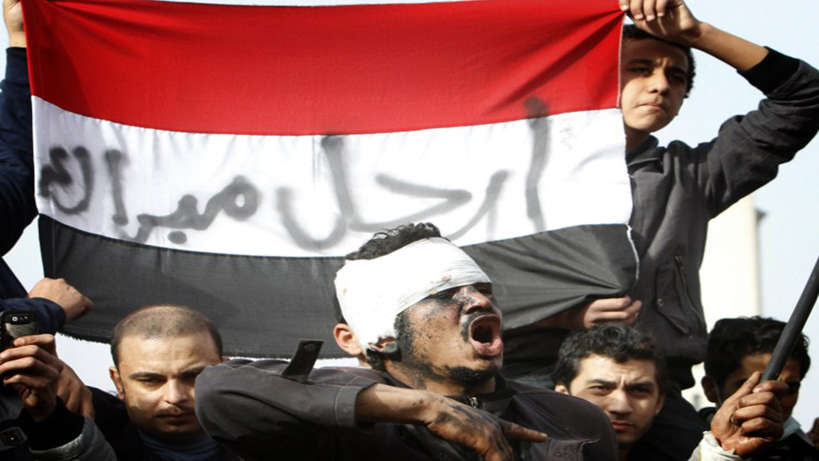 معركة تاريخ الثورة المصرية.. من فعلها؟
