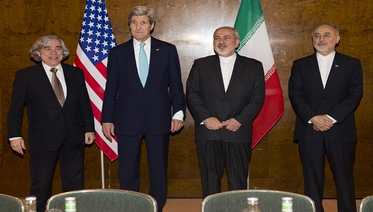 مفاوضات النووي الإيراني مستمرة.. ومجلس الشيوخ يكبّل توقيع أوباما