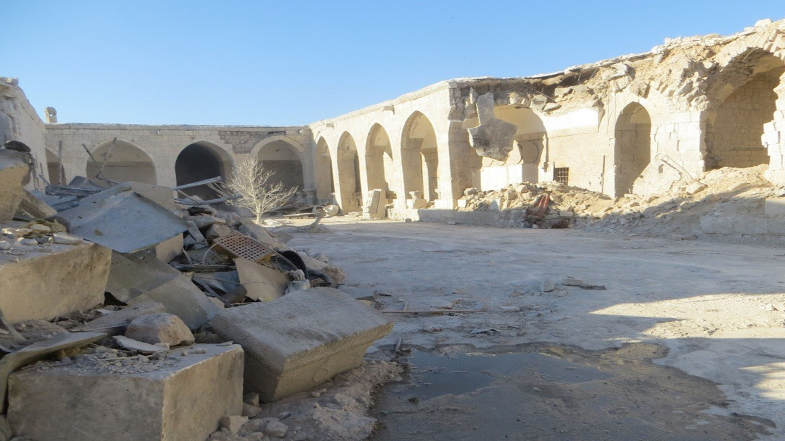 تجارة الآثار في الشمال السوري..برعاية النظام