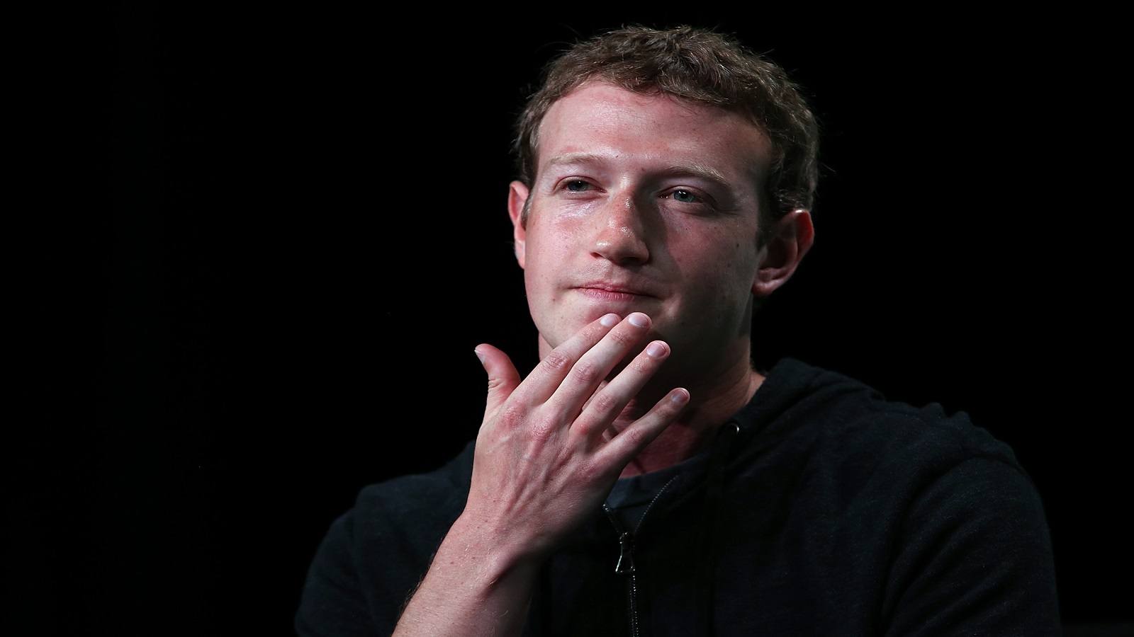 "فايسبوك" يعترف باستغلال بيانات مستخدميه.. ويعتذر