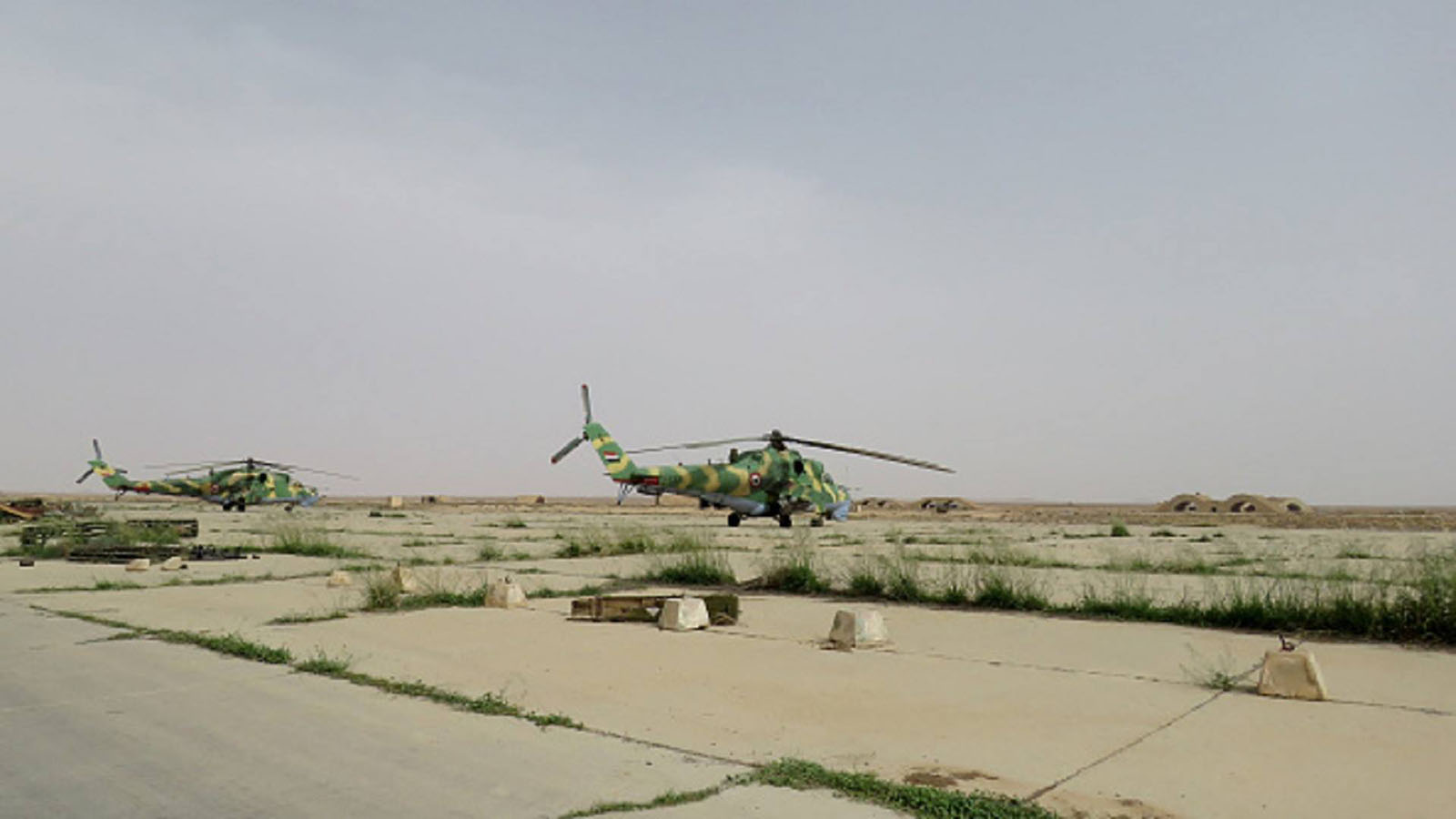 "داعش" يطبق الحصار على مطار ديرالزور العسكري