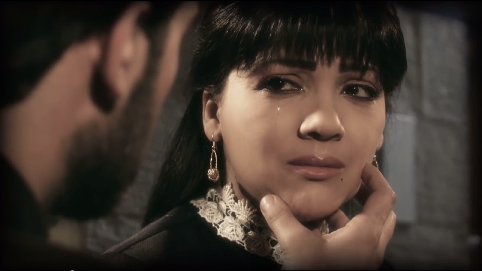 الممثلة نادين سلامة في لقطة من "حرائر"