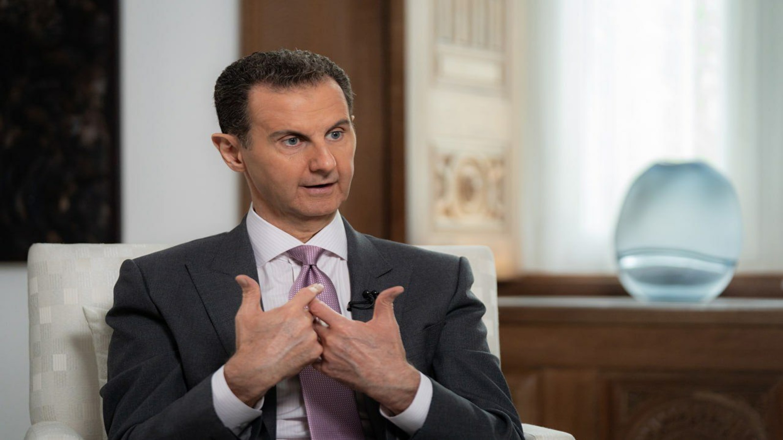 الأسد يعفي بنوك المشاريع الصغيرة من الضرائب