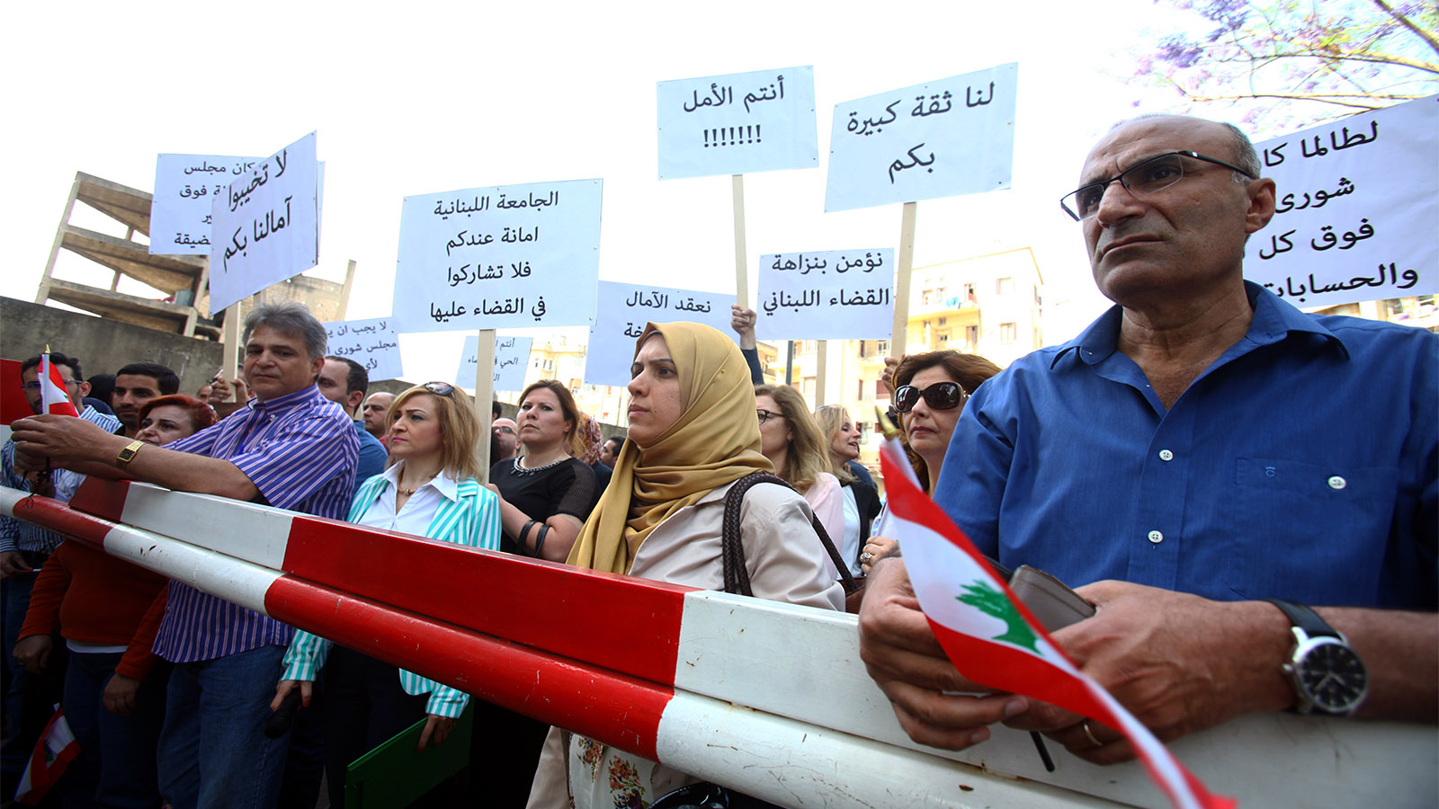 التفرّغ في اللبنانية: اعتراض على التضخم الشيعي