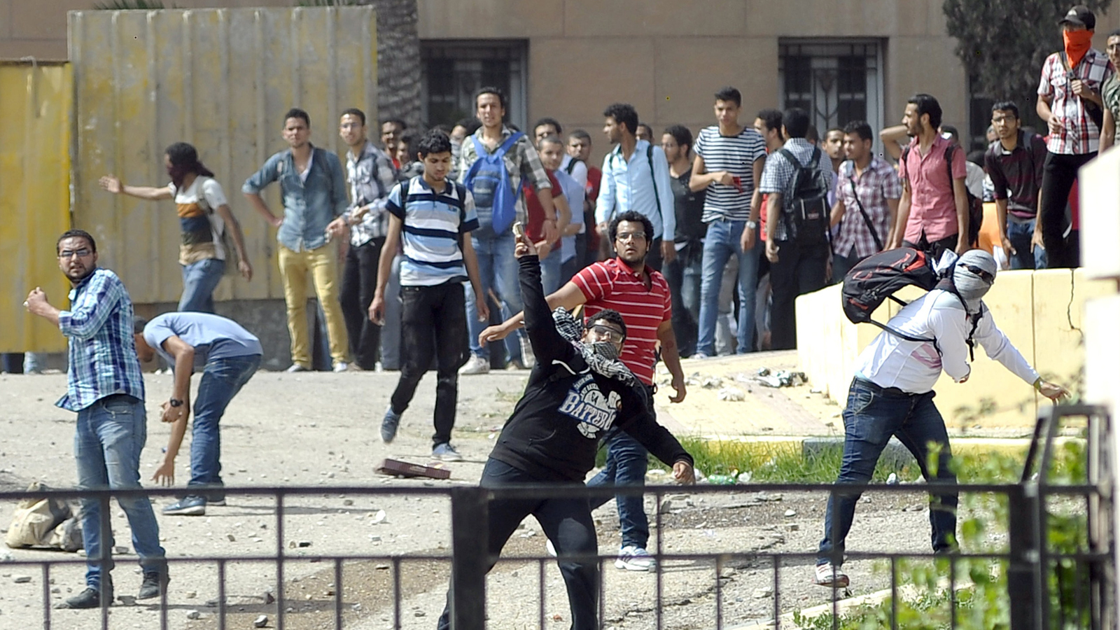 هل تتفكك الحركات الطلابية في مصر؟