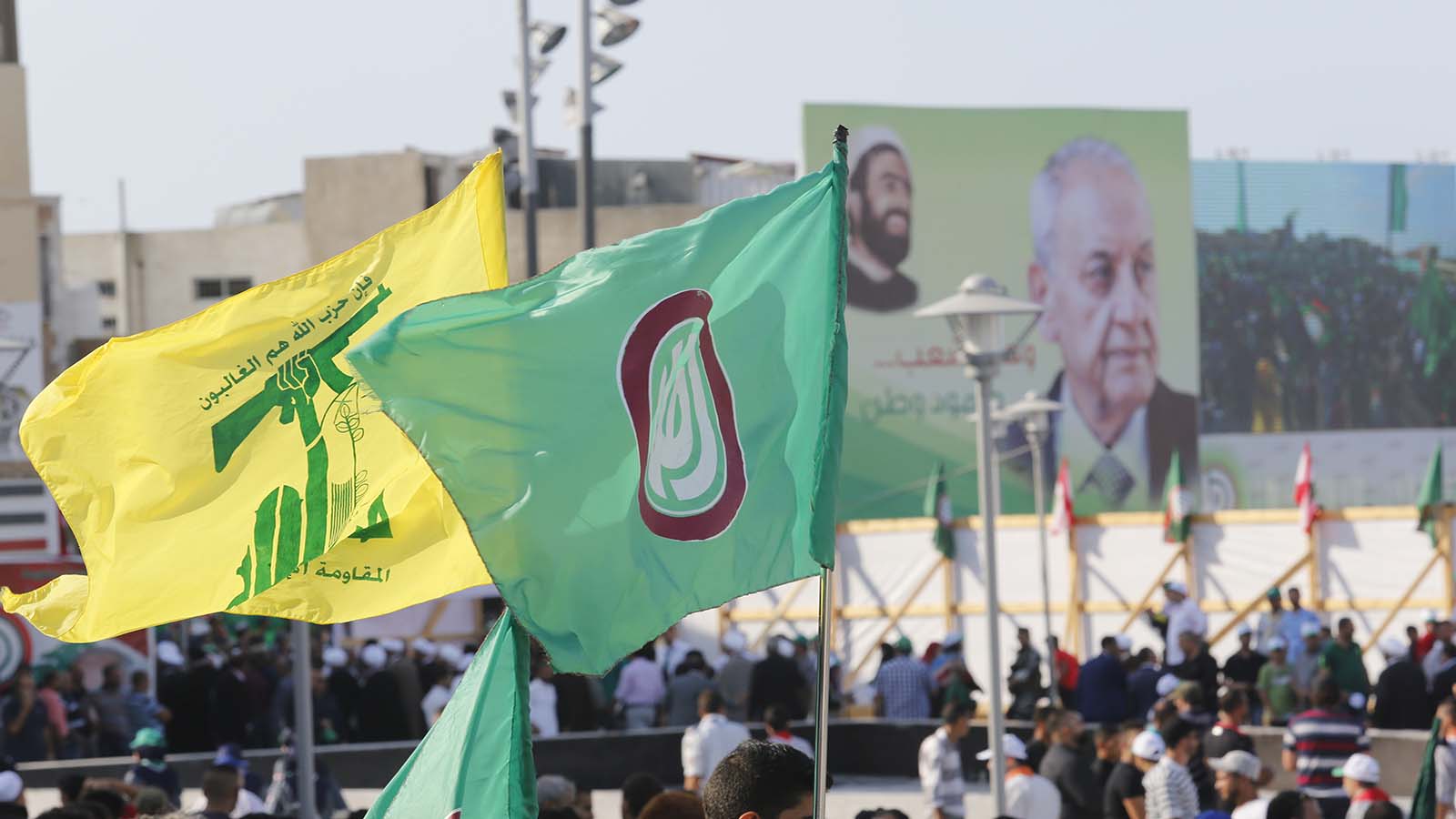 حزب الله وأمل مرتاحان.. لكن "ماذا يريد الناس؟"
