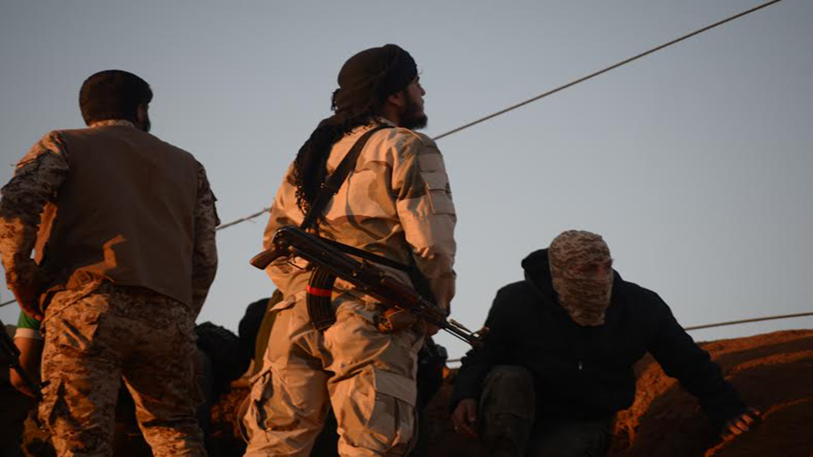 "داعش" و"الوحدات" يضيقان الخناق على المعارضة الحلبية