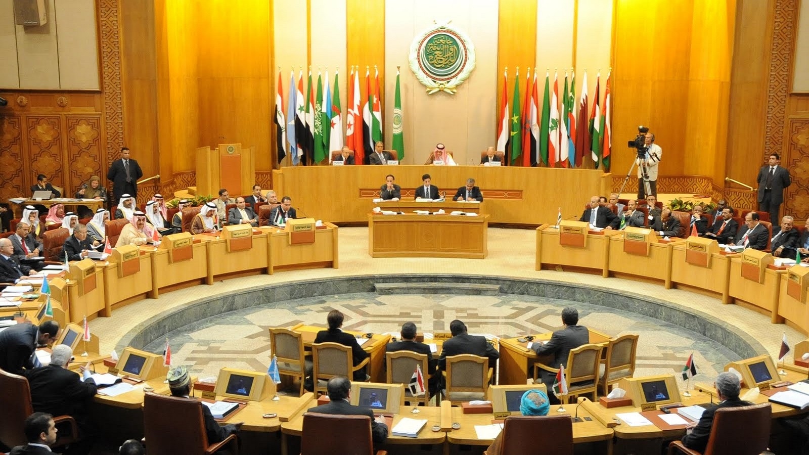 الدول العربية تدعم مبادرة السلام الفرنسية