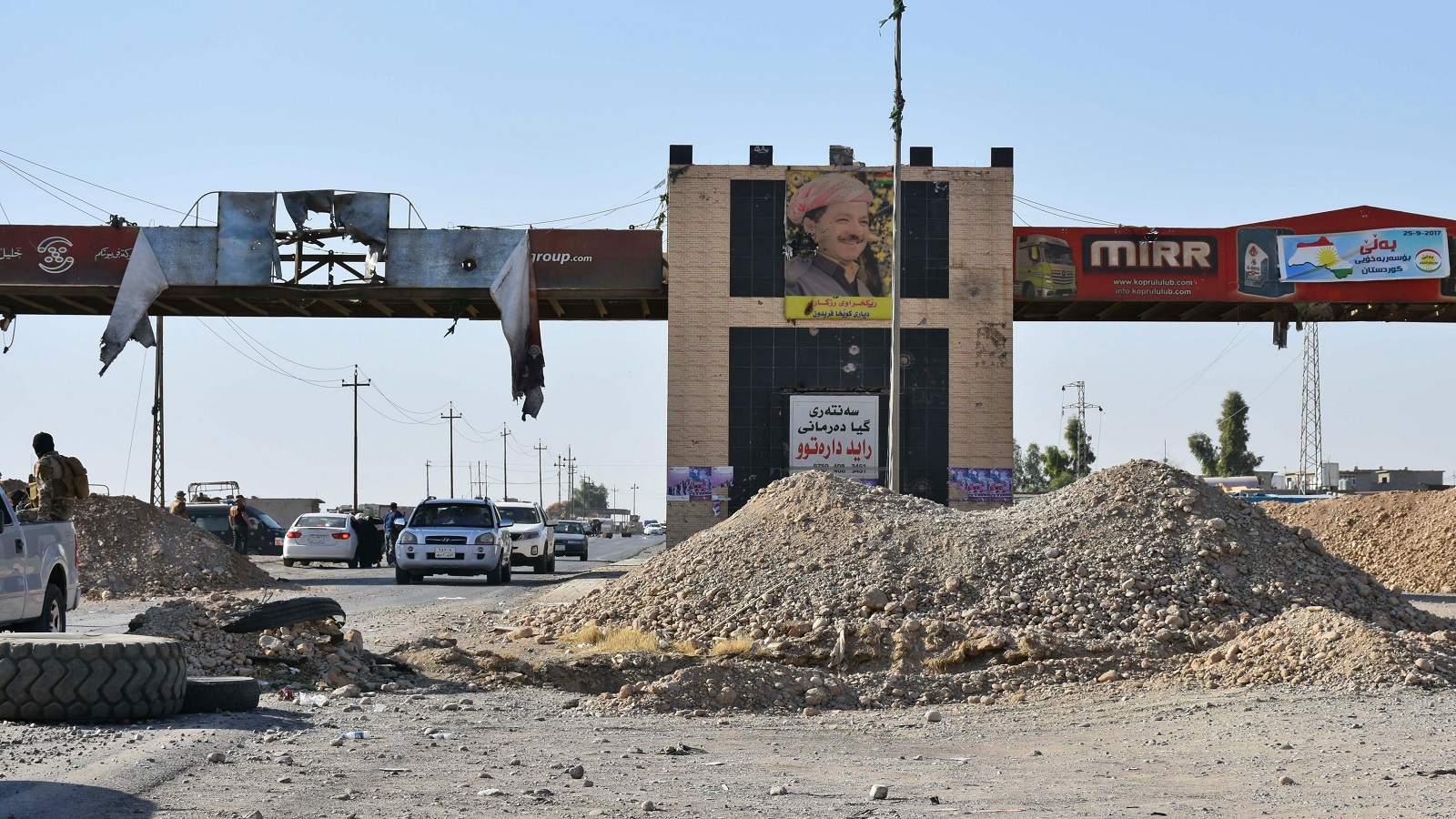 العراق:مذكرة استقدام بحق بارزاني.. وتعزيزات إلى حقول كركوك