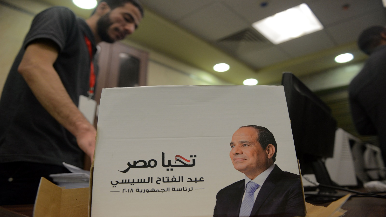 مصر: تقترب الانتخابات.. ويضيق الخناق على الاعلام