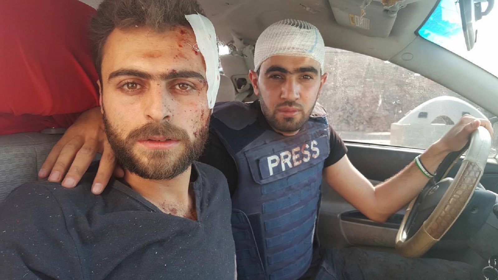 محاولة اغتيال الناشطين هادي العبدالله وخالد العبسي في حلب