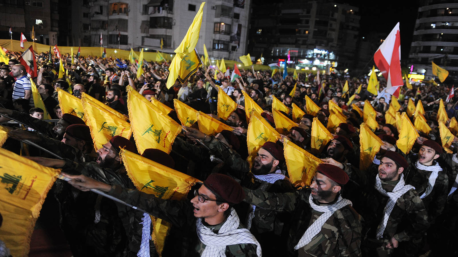 عزل حزب الله وهيمنته: وصْفتان لاحتضار لبنان