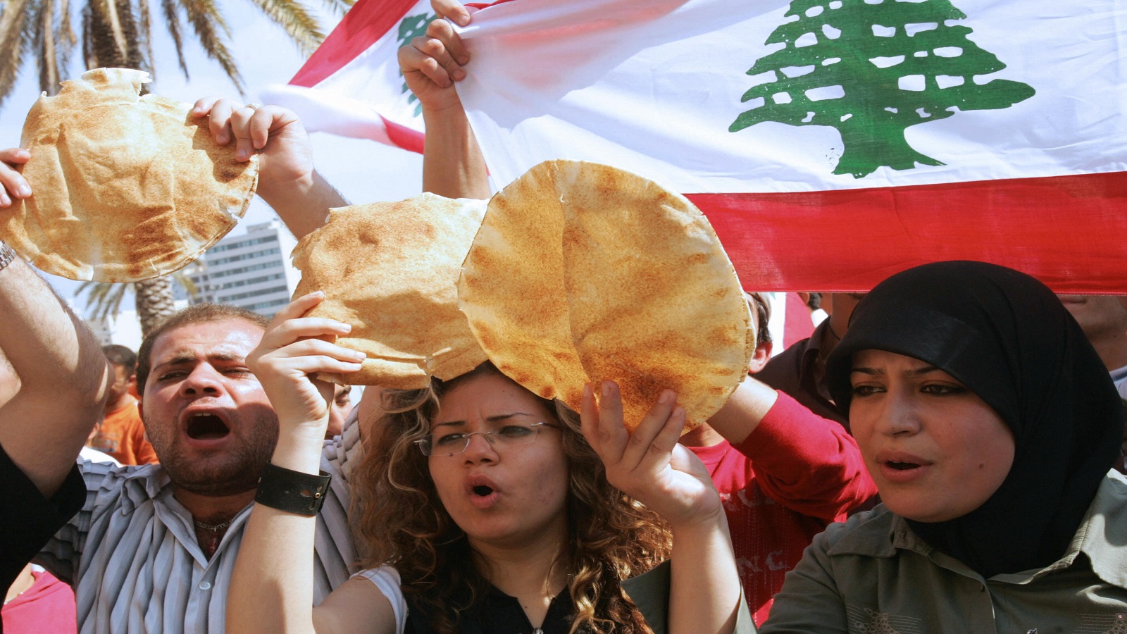 إنفوغراف عمال لبنان: مطالب واحتجاجات وحقوق مهدورة