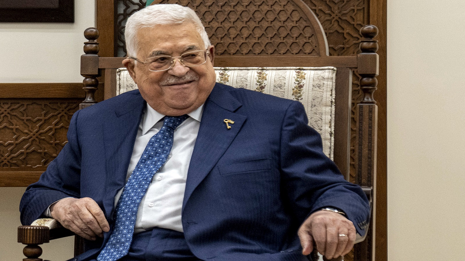 حكومة خبراء فلسطينية مرتقبة برئاسة محمد مصطفى...لن تدير غزة