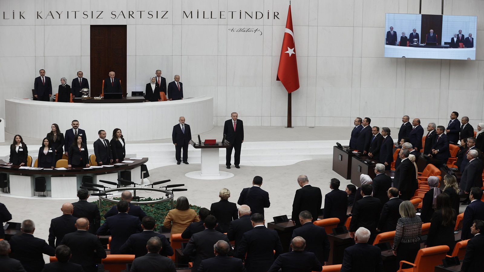 تركيا:أردوغان يؤدي يمين الجمهورية العلمانية رئيساً لولاية ثالثة