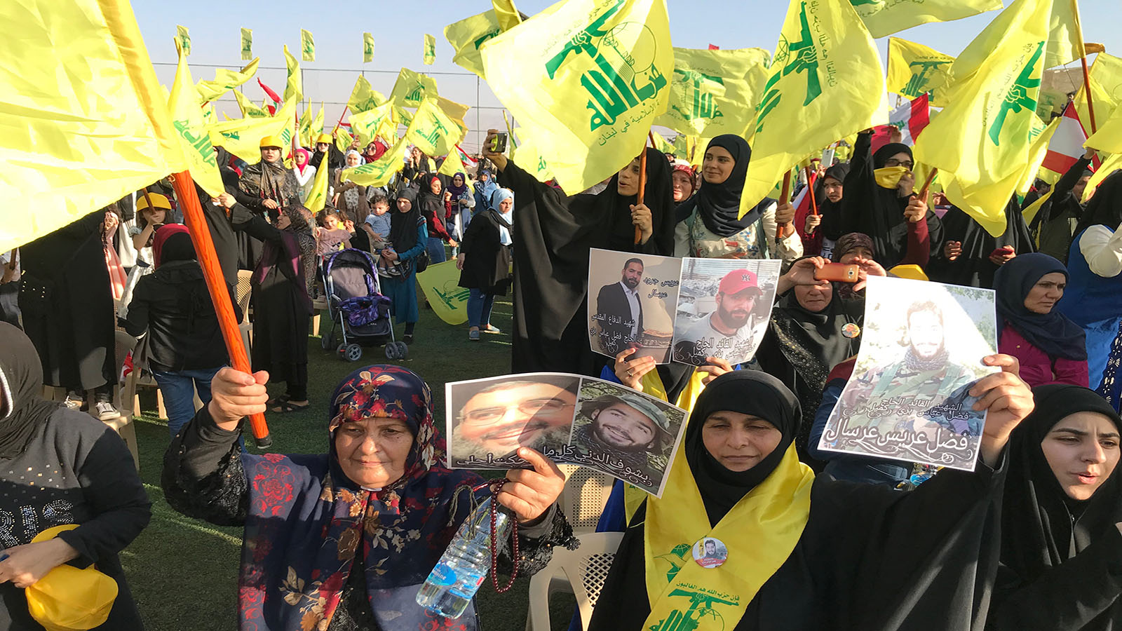 نواف الموسوي: "متمرد" أخافَ حزب الله
