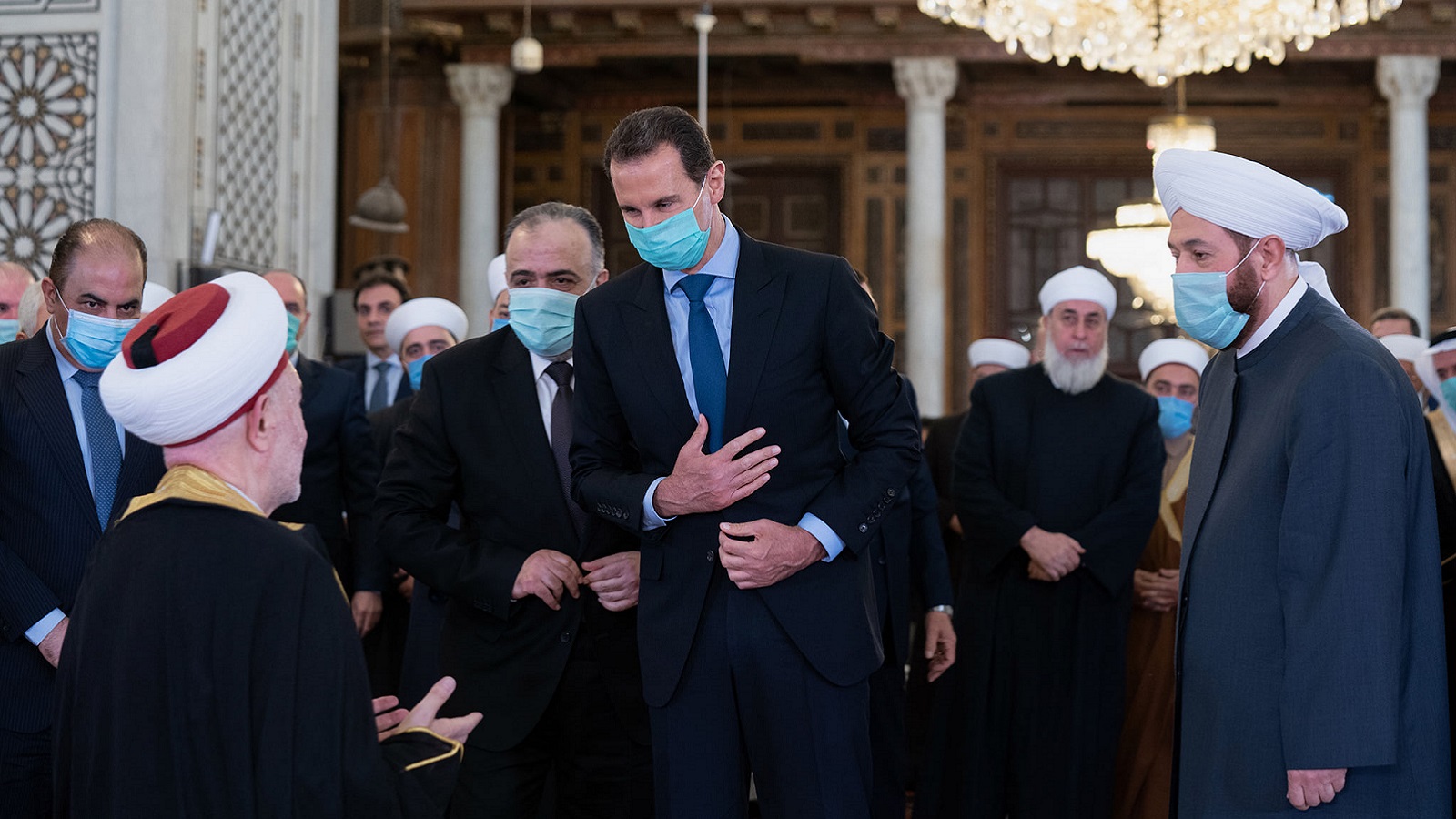 بعد صلوات العيد في قارة وطرطوس..لماذا عاد الأسد للأموي؟