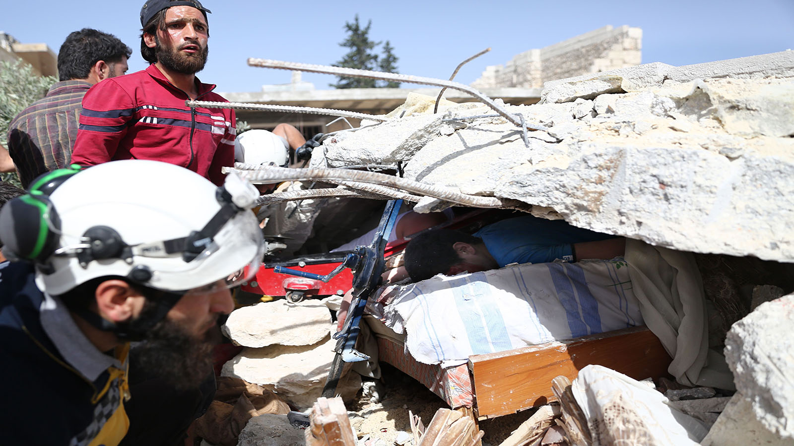 الخوذ البيضاء: إدلب أكبر كارثة إنسانية..وأقل استجابة دولية