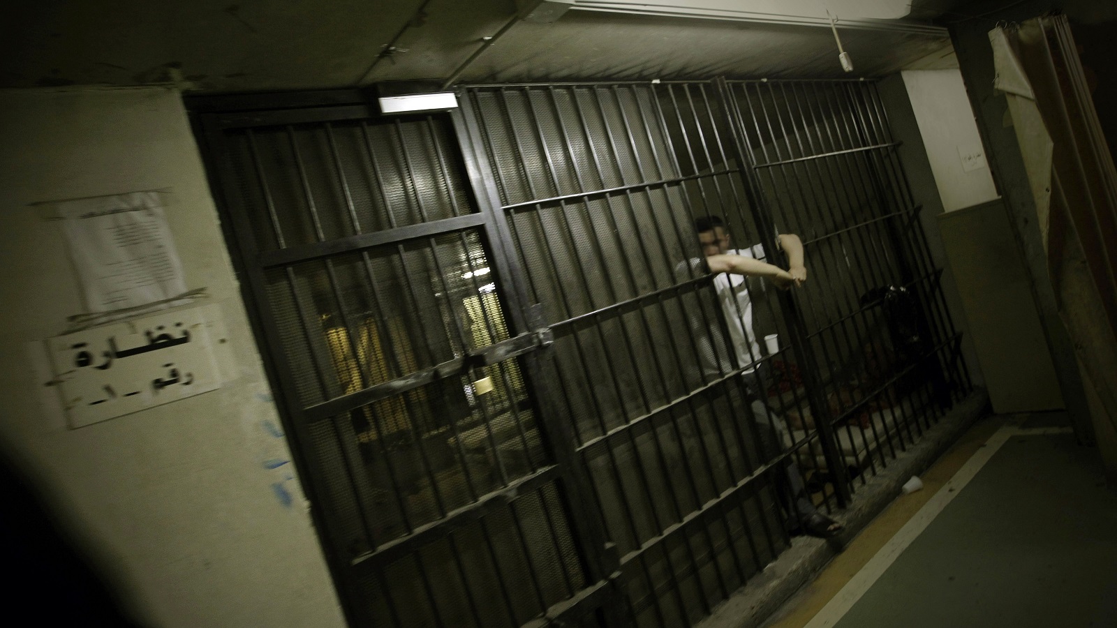 كورونا فضح نظام السجون: الخطر يدهم فأين خطة الإخلاءات؟