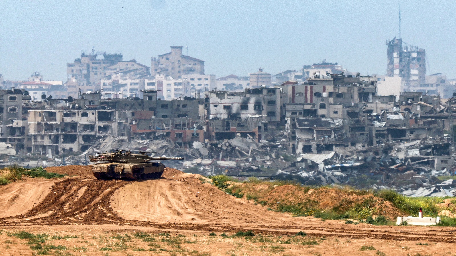 البنتاغون يبني رصيف غزة"قريباً جداً"..واسرائيل تستعد لافراغ رفح