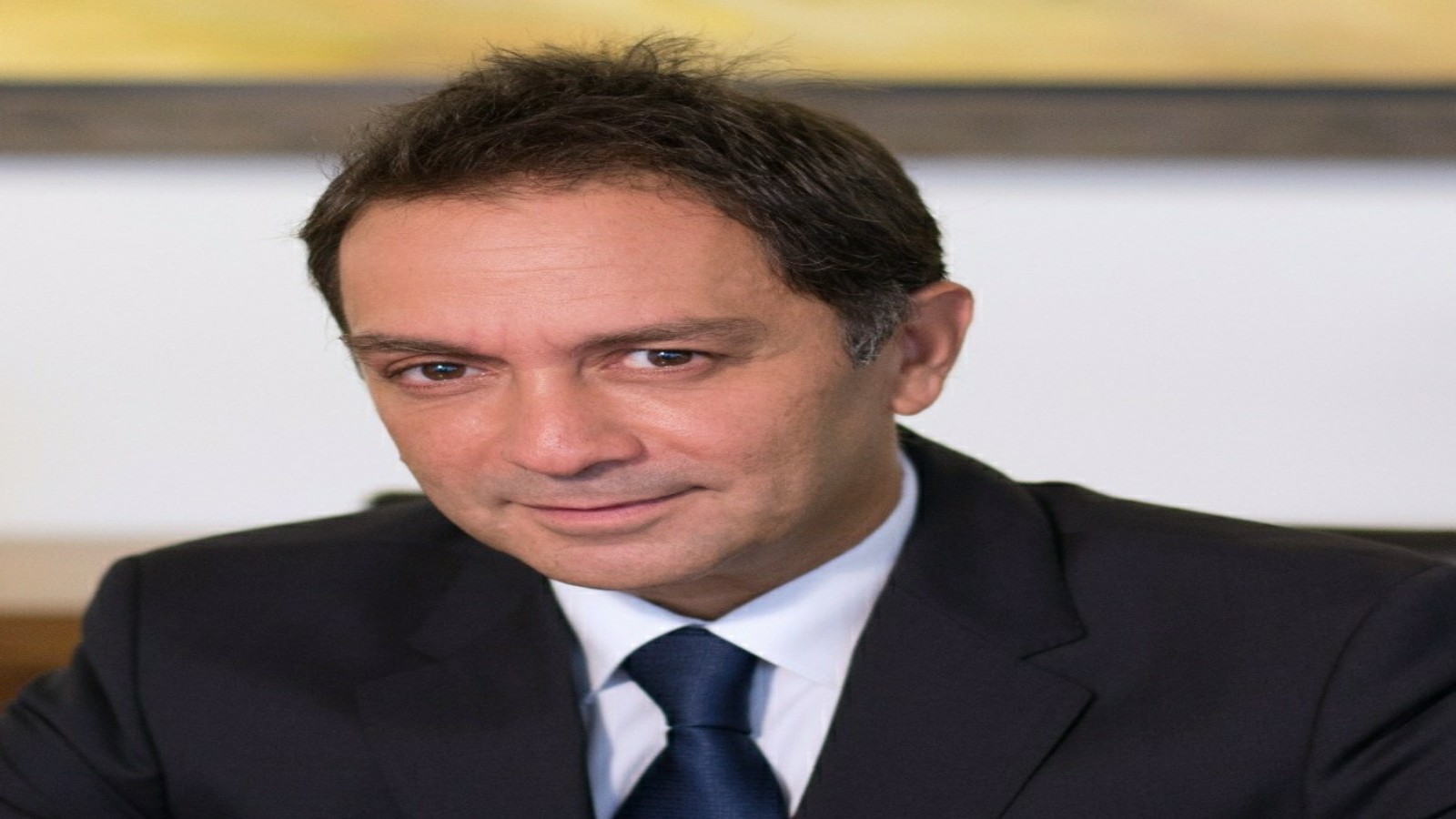زياد بارود ينال الجنسية الفرنسية.. هل خسرته السياسة اللبنانية؟