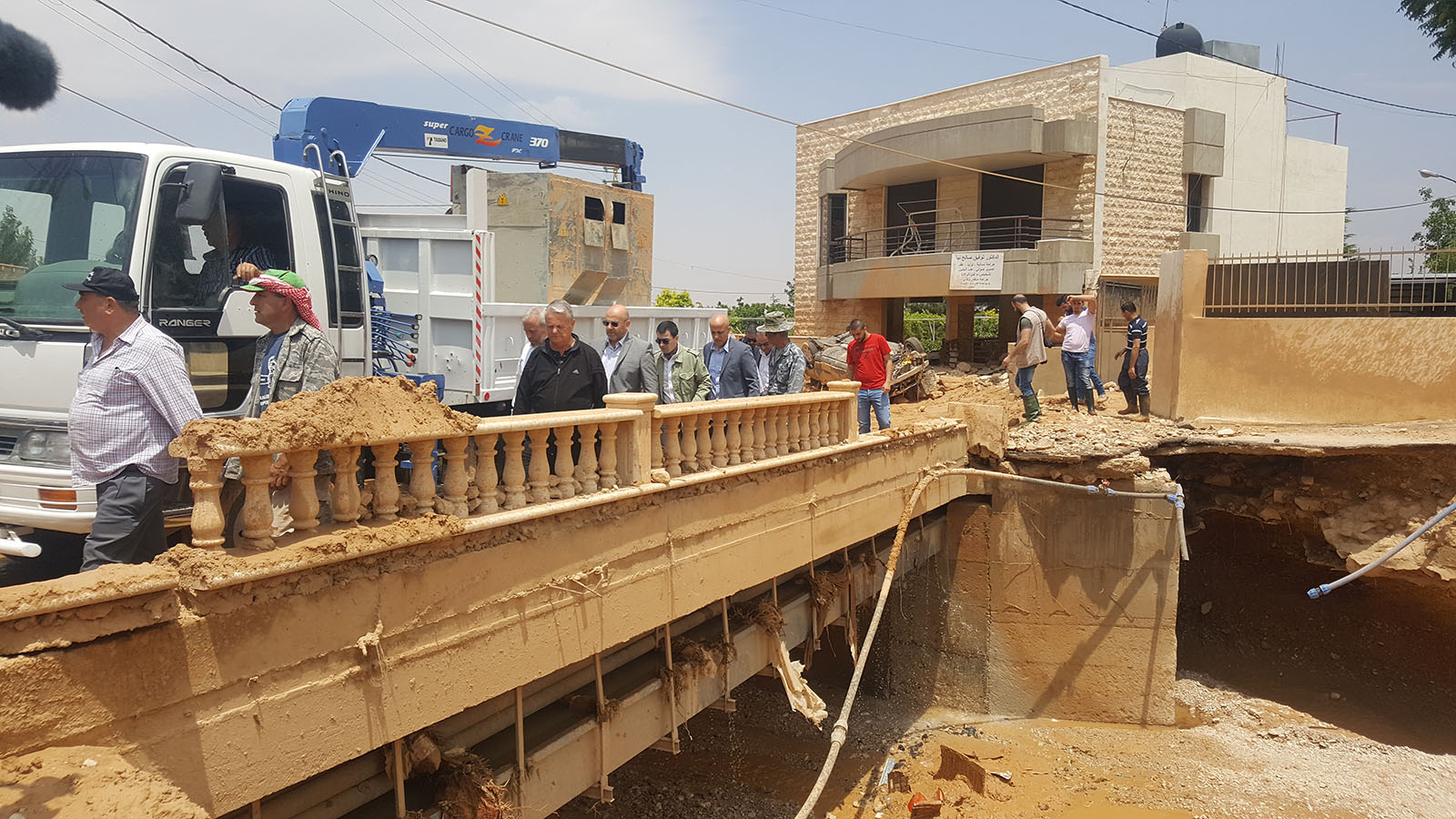 الأضرار التي خلفتها السيول في بلدة رأس بعلبك (لوسي بارسخيان)