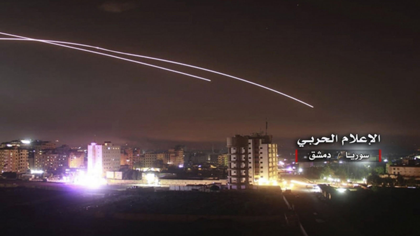 الغارات الإسرائيلية الاعنف تدمر مواقع إيرانية في دمشق وحمص