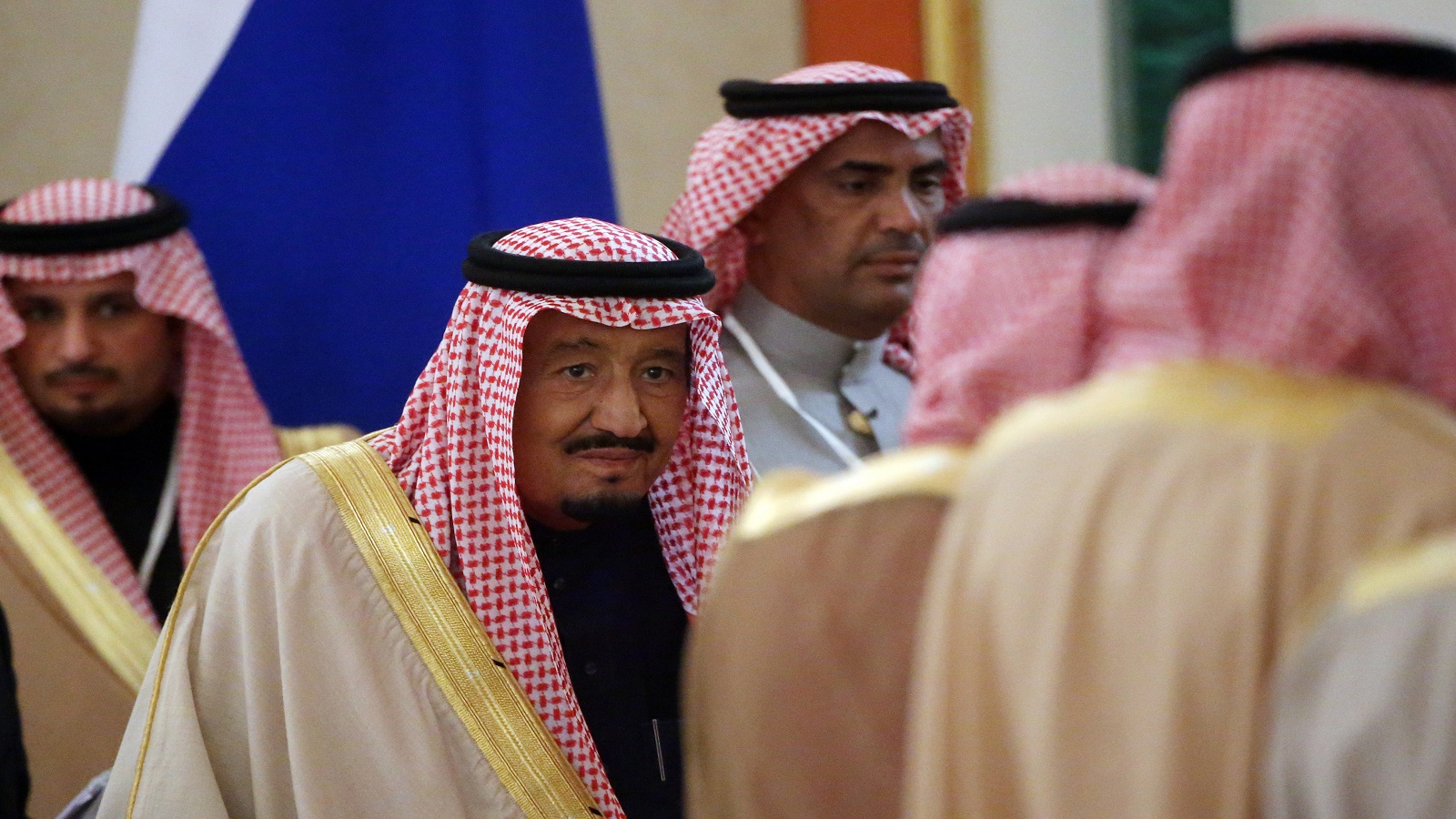 العاهل السعودي يسحب ملف "صفقة القرن" من نجله