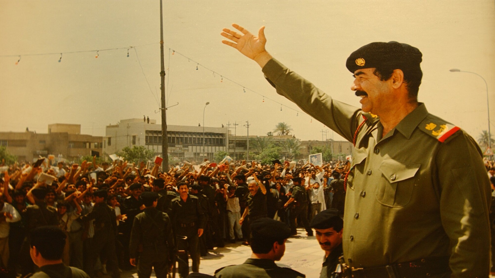 عبادة صدام حسين