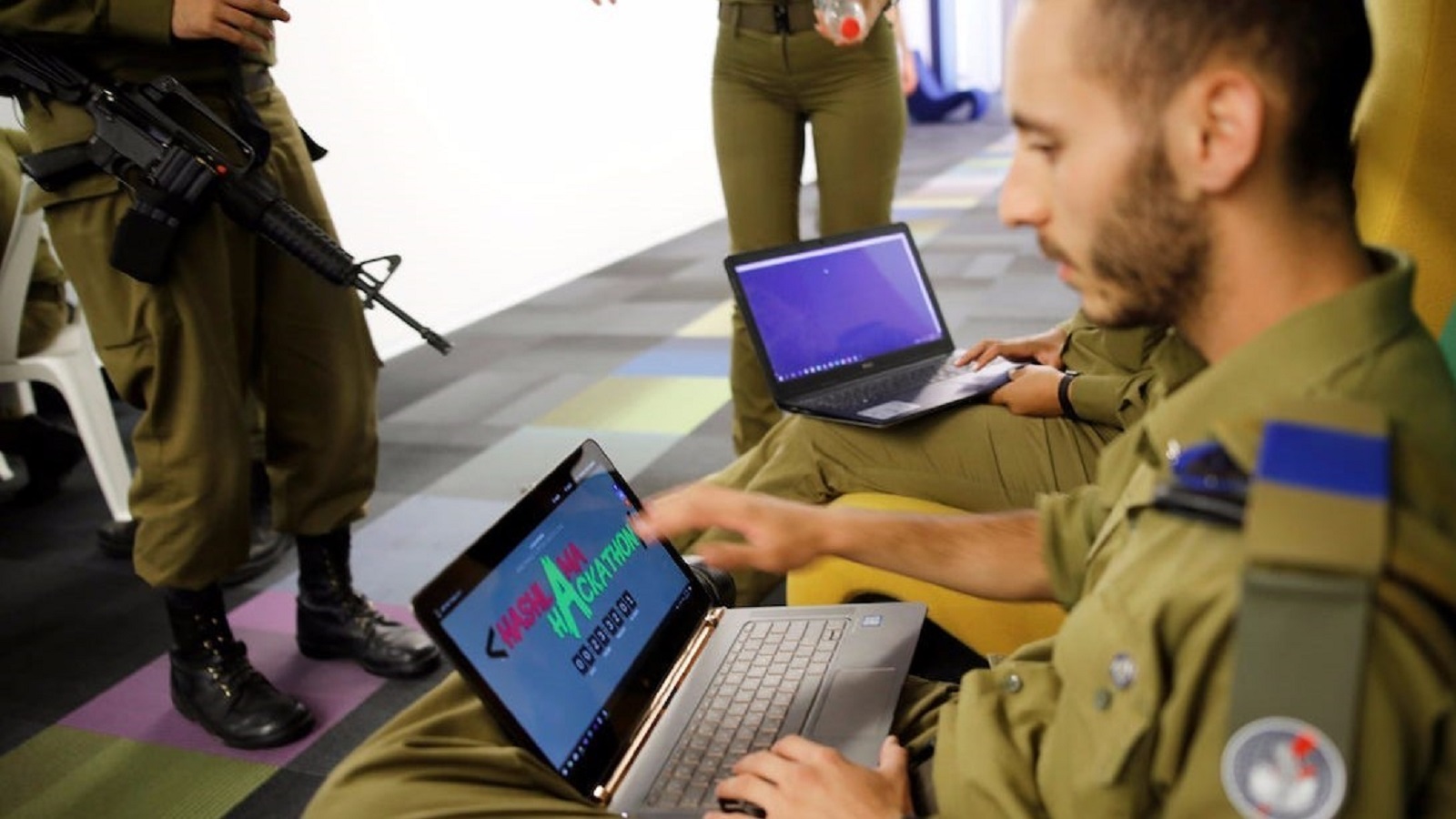 الحرب الالكترونية:سلاح إسرائيل لتعطيل صواريخ حزب الله