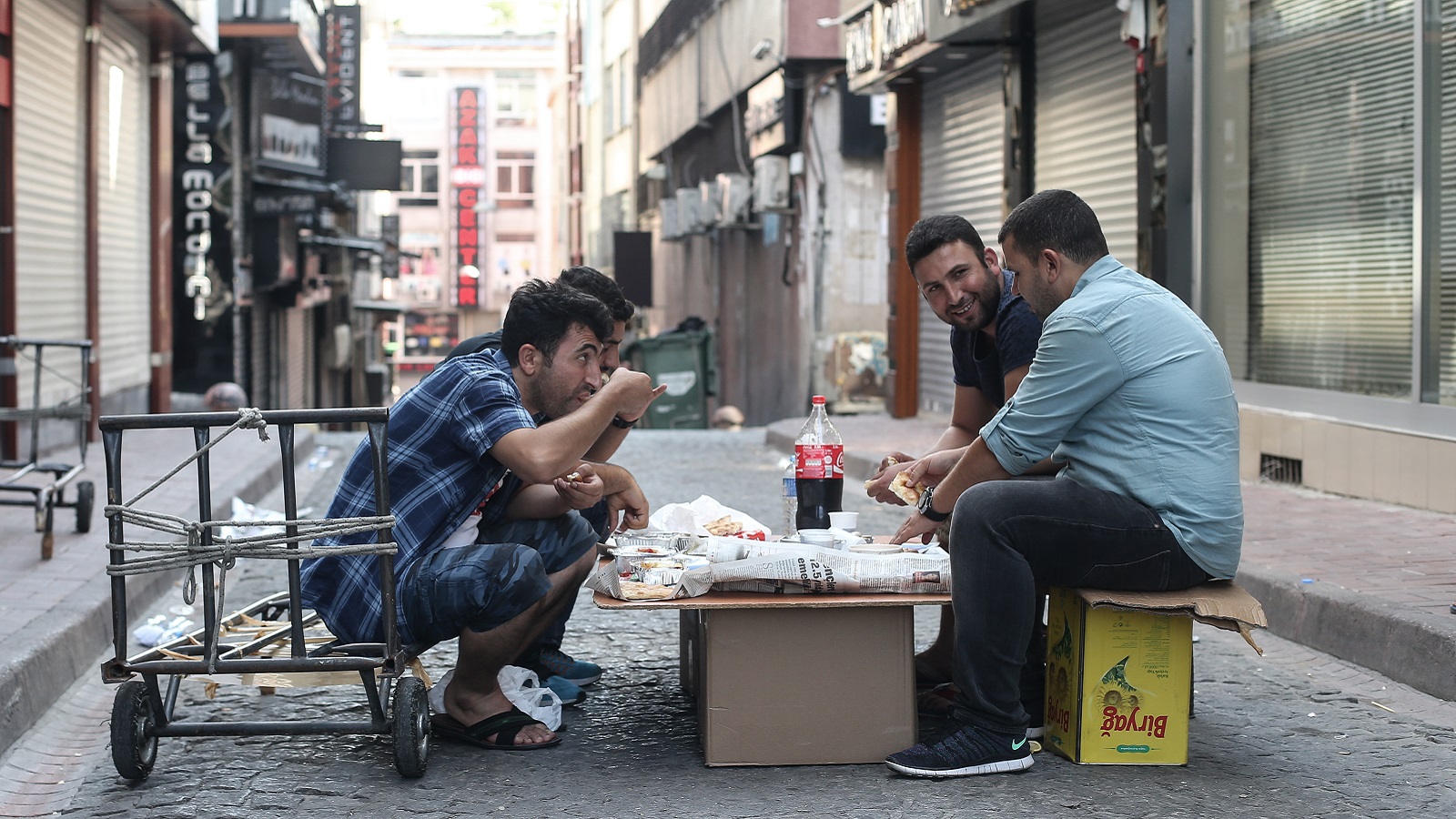 ترحيل اللاجئين إلى سوريا: ذعر في اسطنبول