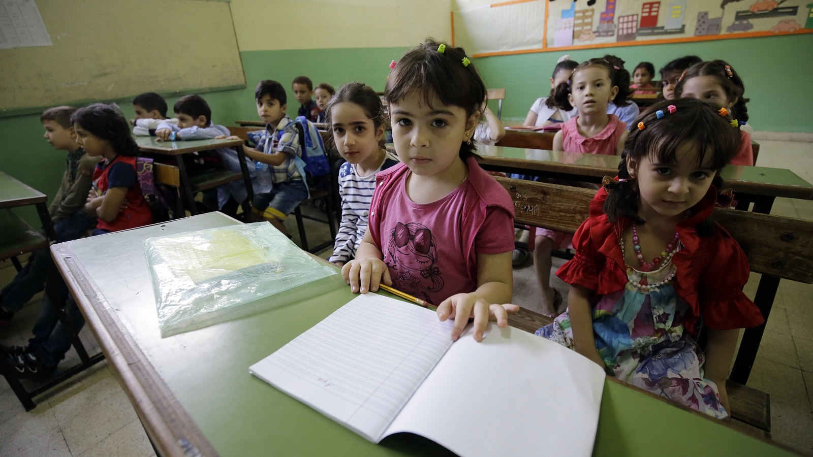 مأزق تعليم اللاجئين السوريين: "الدمج" شرط التمويل الدولي