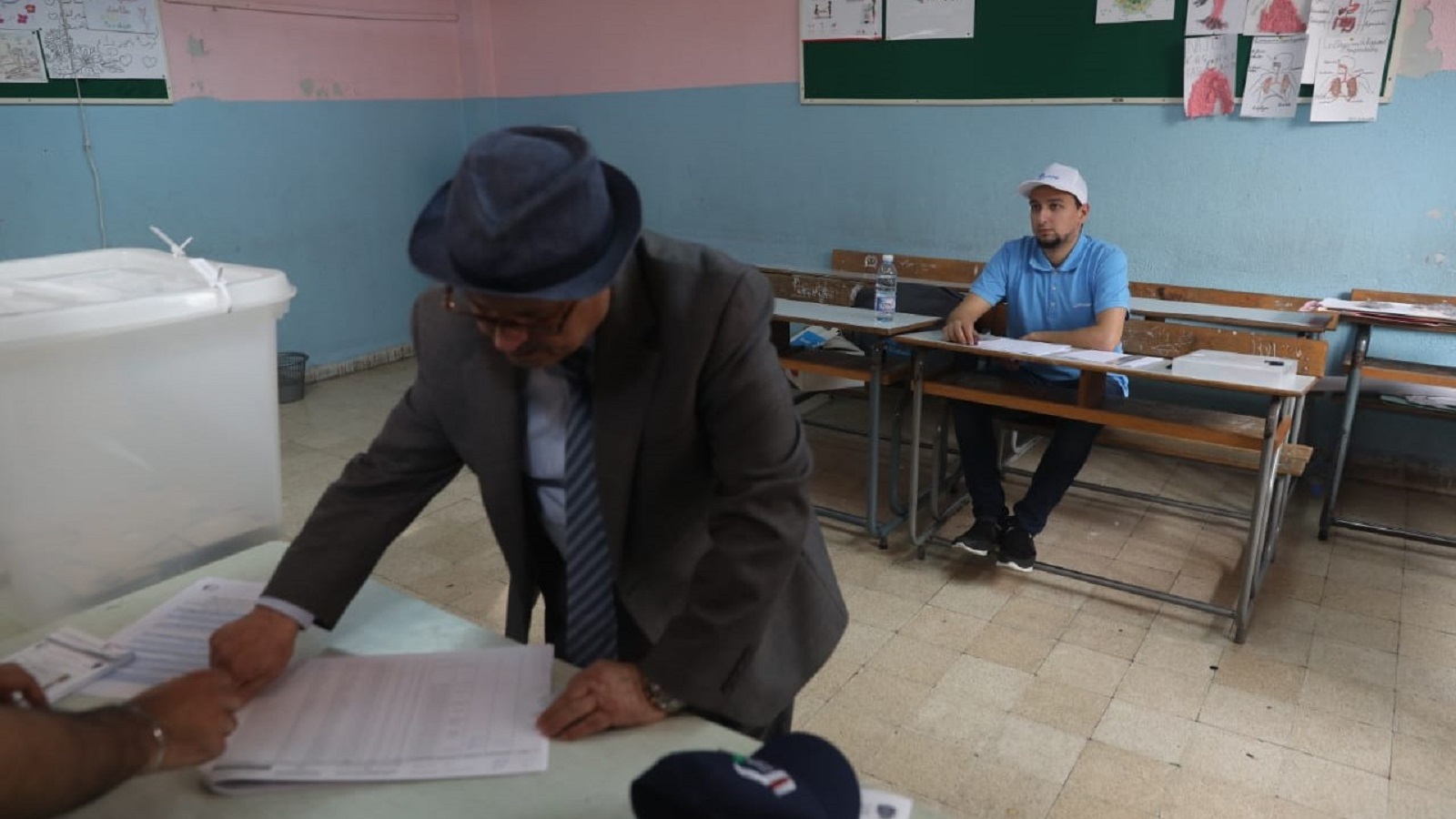طرابلس: نسبة اقتراع خجولة جداً وزكّا يطالب بحريته