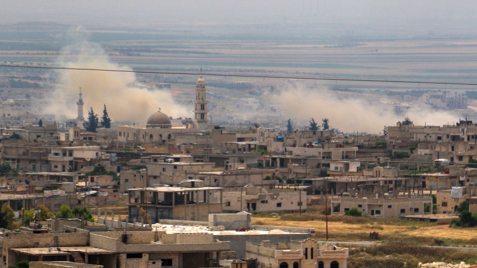 إدلب: خنادق وتحصينات المعارضة تُقلِقُ النظام