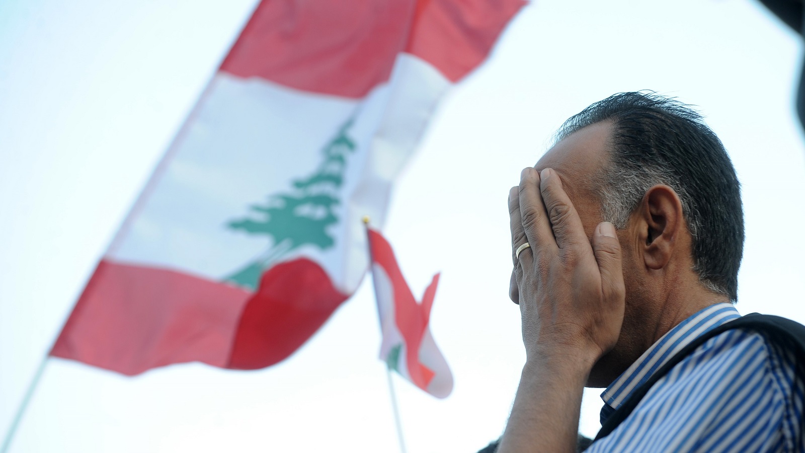 الأزمة اللبنانية تدخل حقبة "التدويل": الانتفاضة بخطر