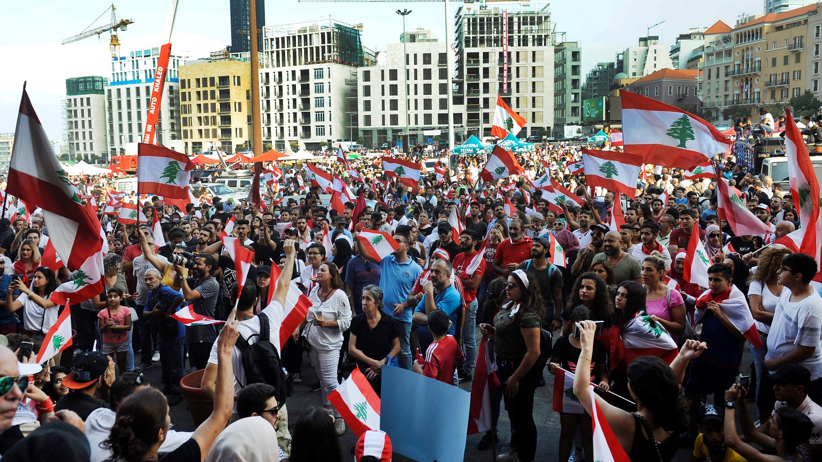 تاريخ الاحتجاجات في لبنان: كأنه لم يهدأ يوماً