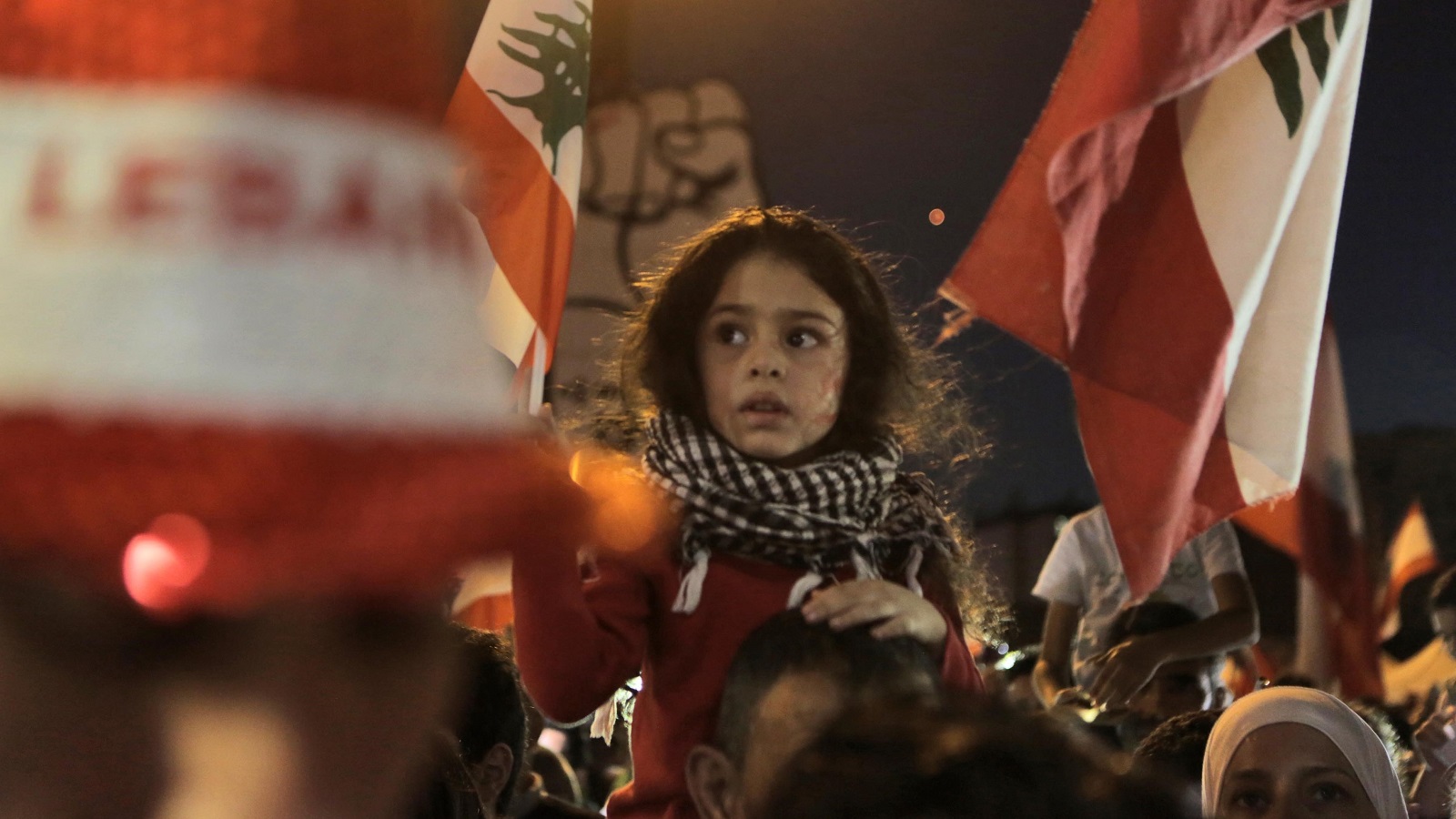 شهر من الثورة اللبنانية: شعب ناهض يبني حياة جديدة