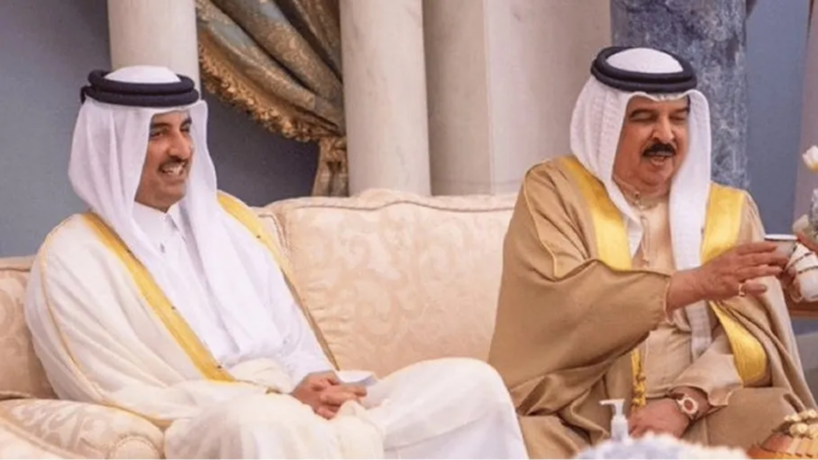 قطر والبحرين تستأنفان علاقاتهما الدبلوماسية..وواشنطن تشيد