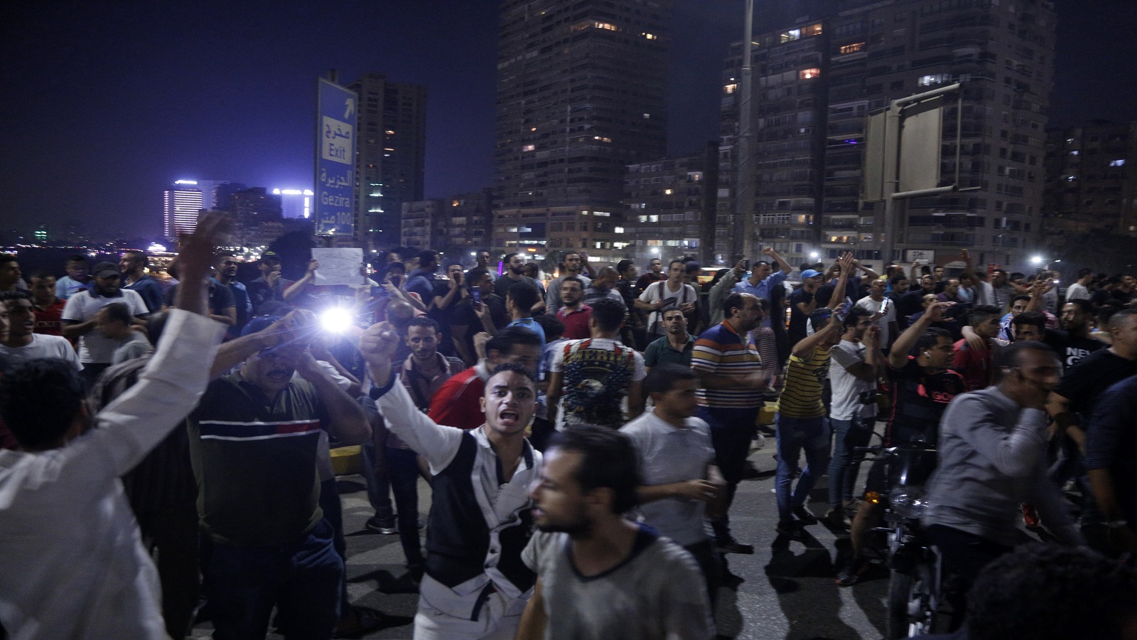مصر:الامن يقمع التظاهرات ويخشاها